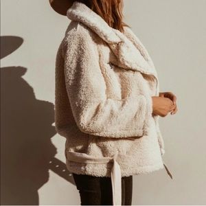 Princess Polly Lioness Oversized On The Road Fuzzy
Sherpa Teddy Moto Jacket S